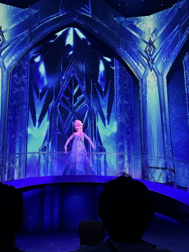 アナと雪の女王アトラクション