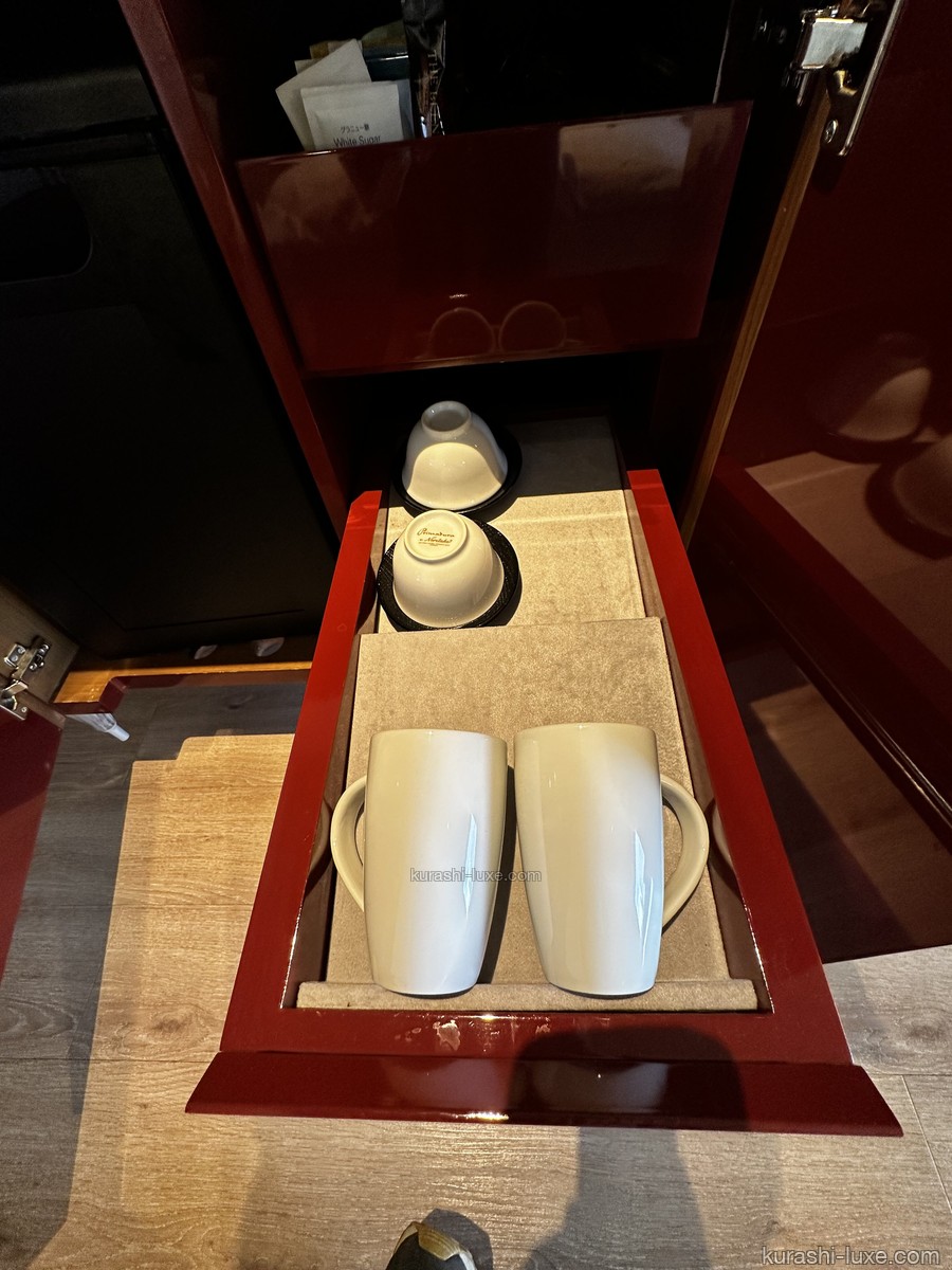 お部屋のお茶とコーヒー